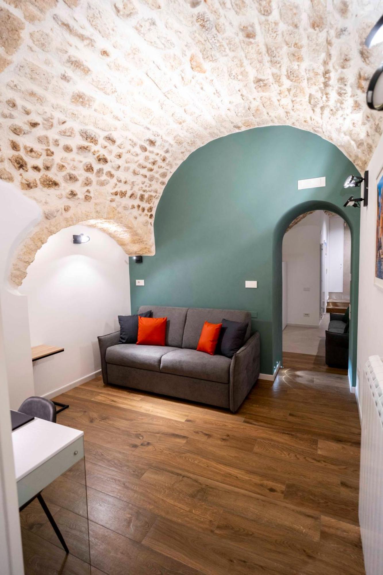 Castel Manfredi Apartments Manfredonia Esterno foto